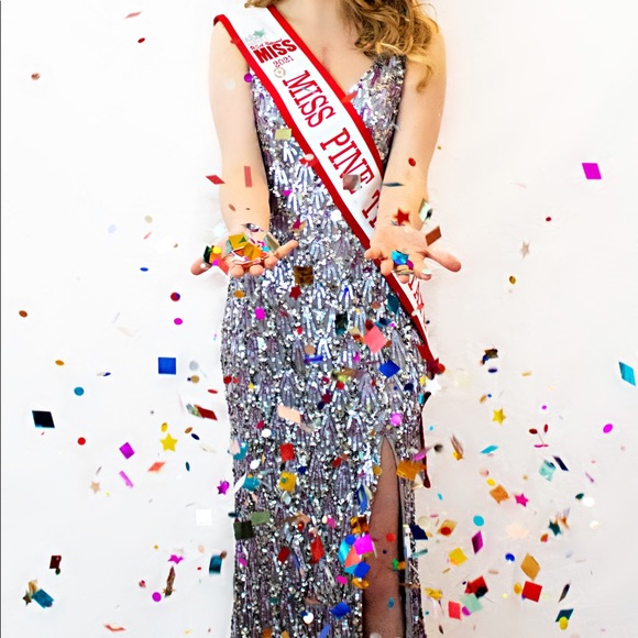 🎉HP🎉 MacDuggal size 2 purple gown - Picture 4 of 4